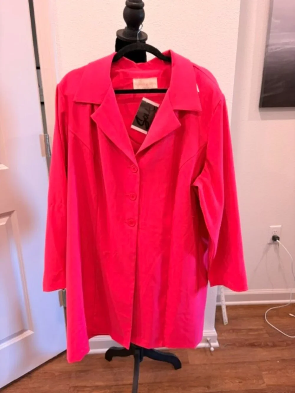 Women's XXL dark pink coat